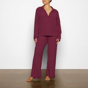 SKIMS Deep Red/Burgundy Pajama Set Size Large